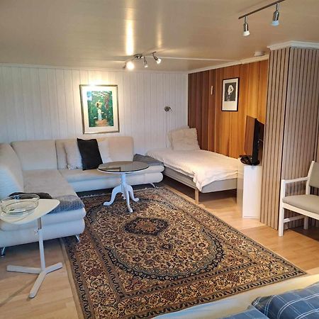 Apartment Tryms Vei 20A - Stor Leilighet Kristiansand Luaran gambar