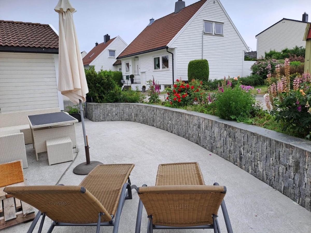 Apartment Tryms Vei 20A - Stor Leilighet Kristiansand Luaran gambar